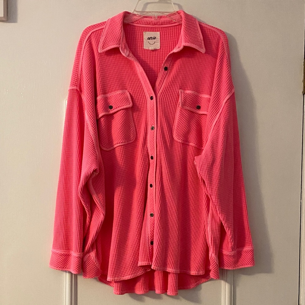 Aerie Vibrant Pink Waffle Knit Shirt, Great for layering, excellent condition!
